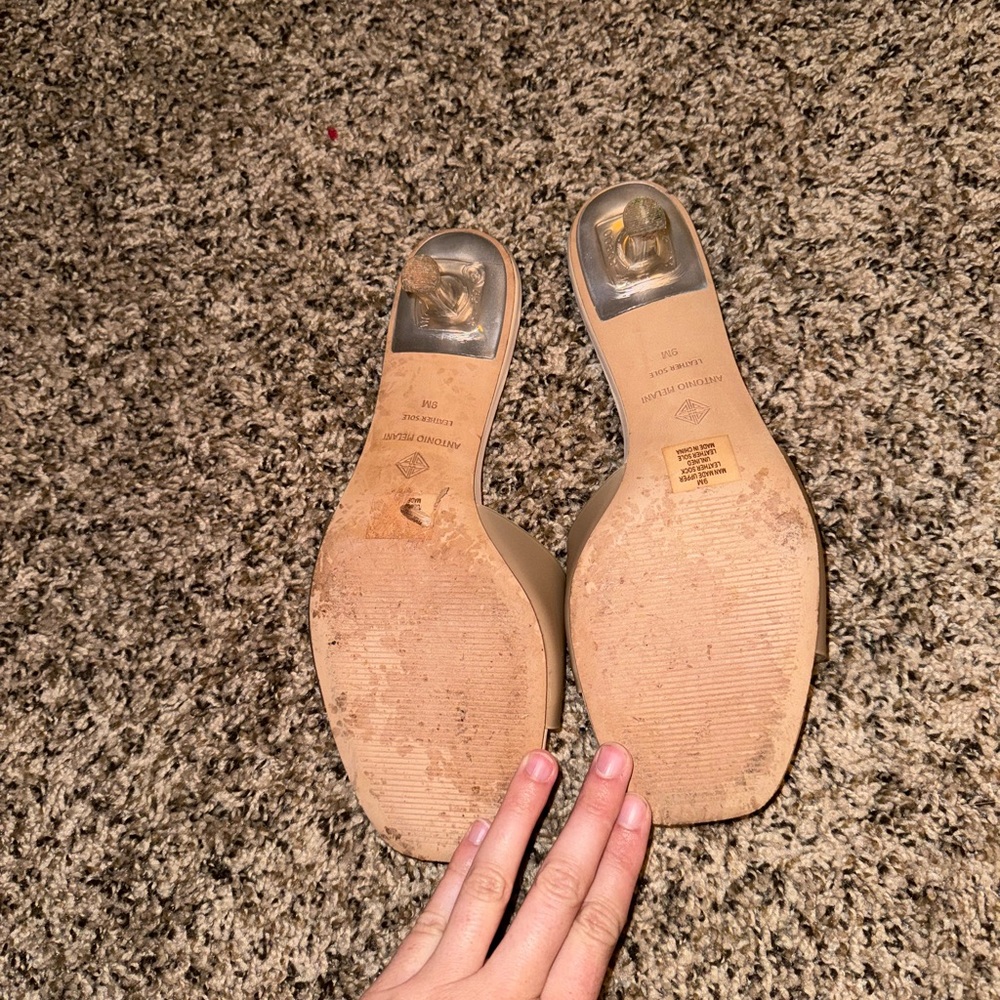 Antonio Melani kitten heels - Picture 4 of 4